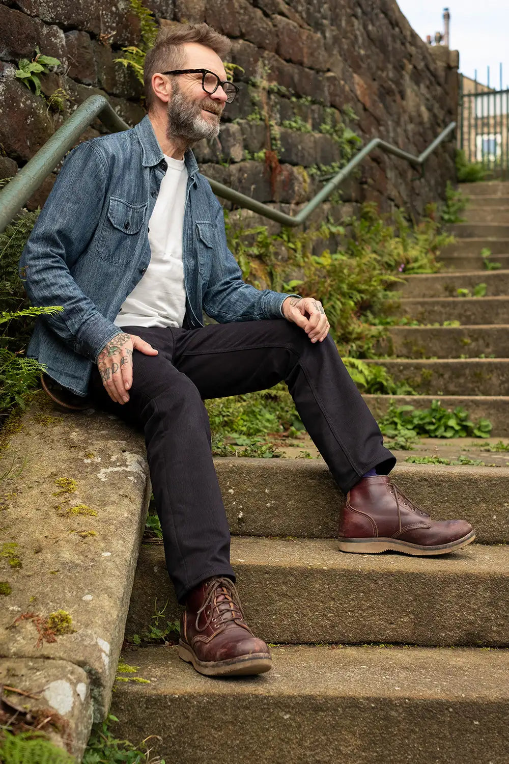 GVNR-B Jeans / Black Bedford Cord